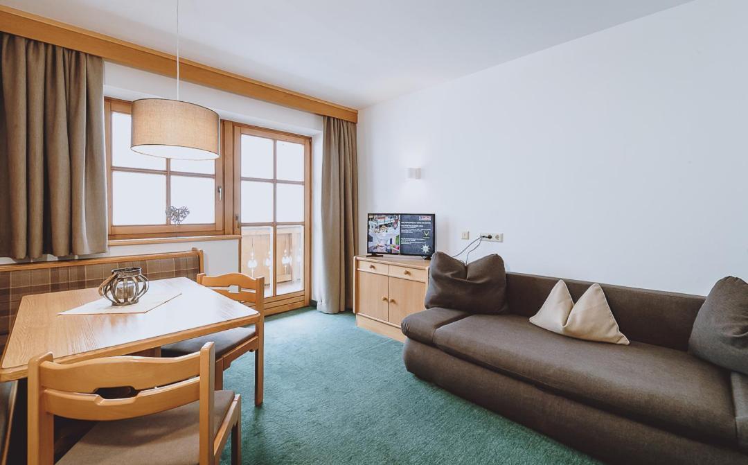 Lindlinghof Aparthotel Saalbach-Hinterglemm Exteriör bild