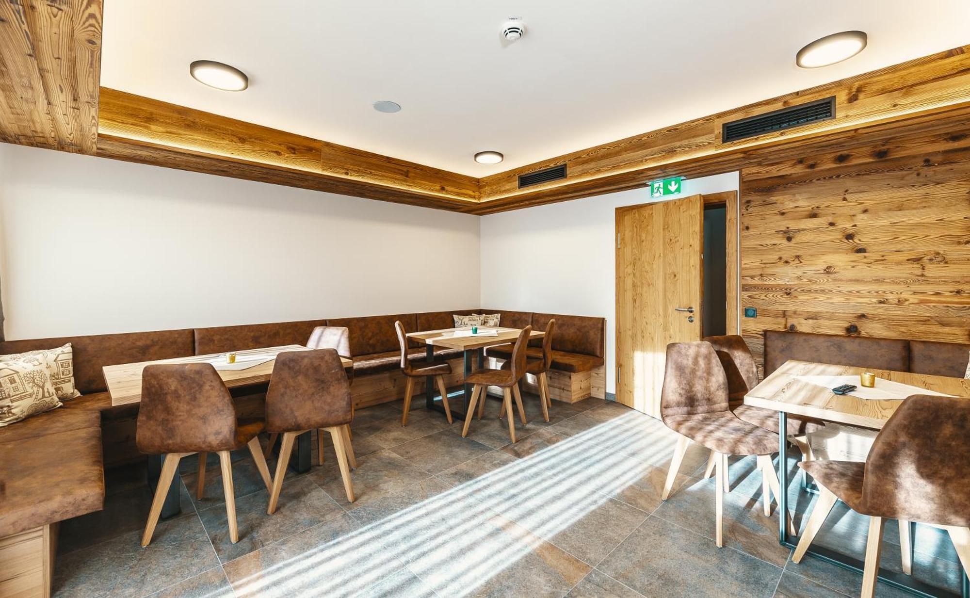 Lindlinghof Aparthotel Saalbach-Hinterglemm Rum bild